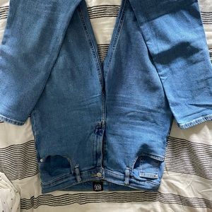 Urban outfitters BDG girlfriend high rise size 30